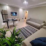 Tesa Apartment, Accommodates 4, Next To City Center, With Ac And Wifi