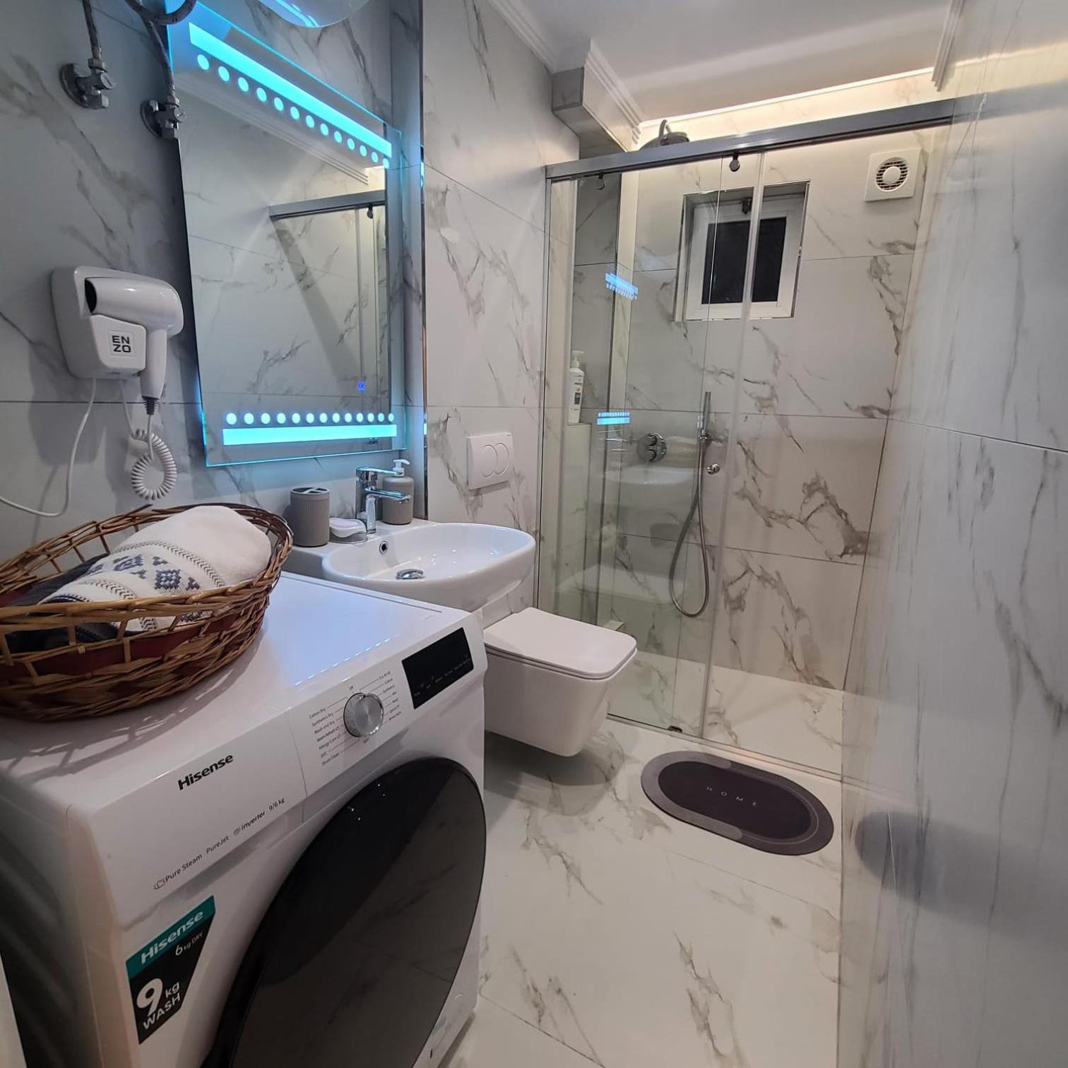 Tesa Apartment, Accommodates 4, Next To Center, With Ac And Wifi Apartament *